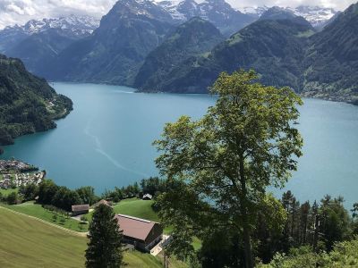 Der „Weg der Schweiz“ mit atemberaubenden Fernsichten!