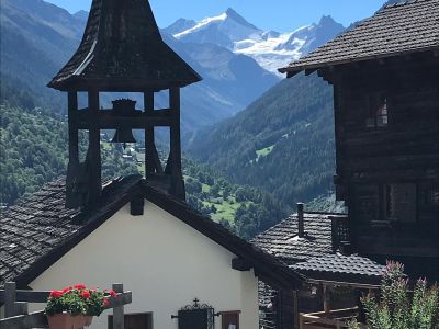 Von Grimentz nach Pinsec. Entlang einer Suone